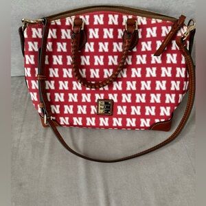 Dooney & Bourke shoulder purse
